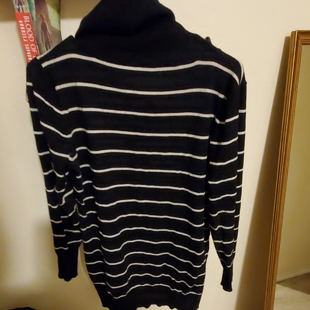 Tunic - Picture 3 of 3